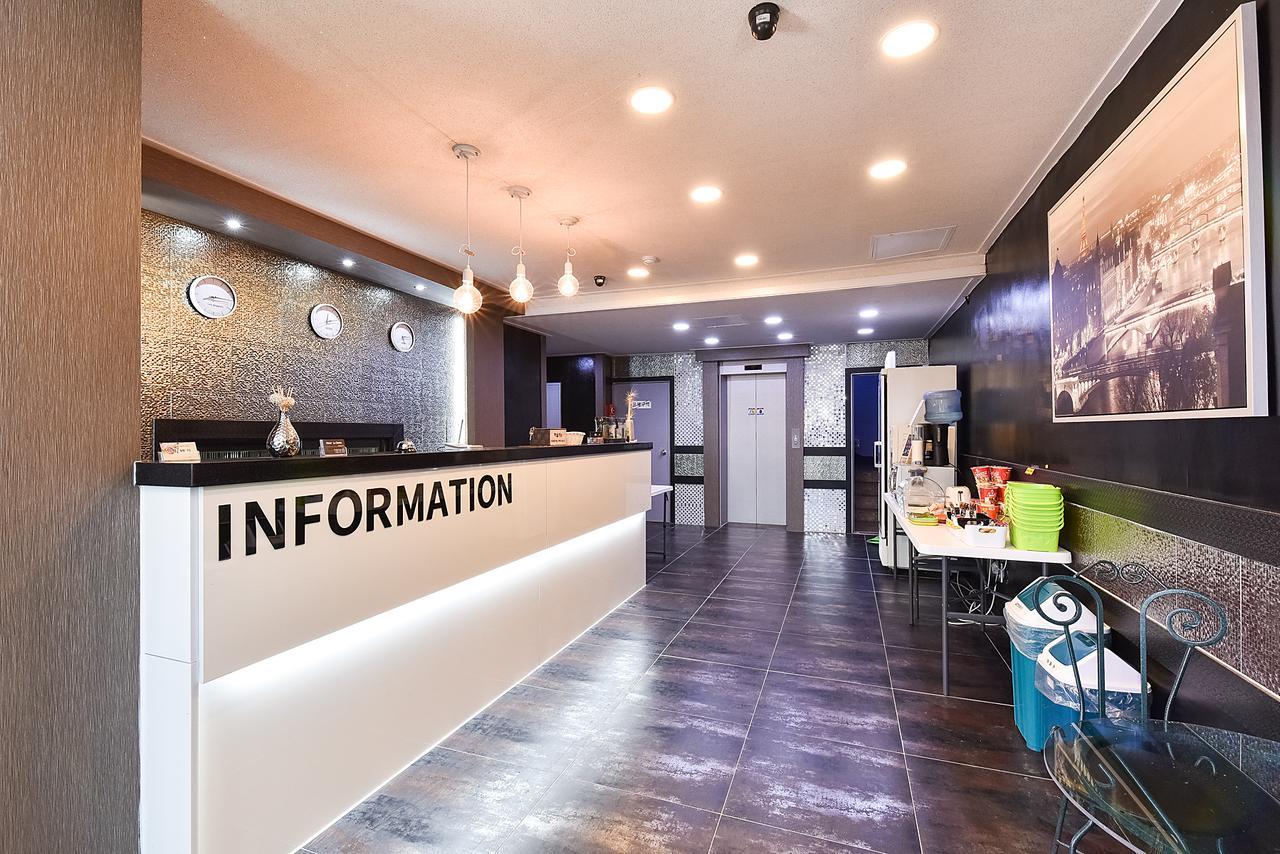 โรงแรมลา เซียสตา คุนซาน กุนซาน ภายนอก รูปภาพ